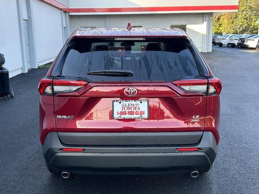 2025 Toyota RAV4 LE