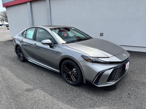 Heavy Metal 2026 Toyota Camry SE