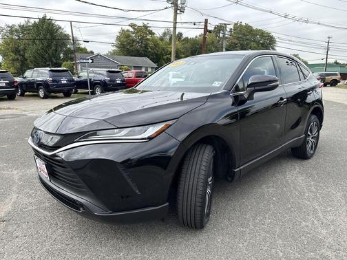 2023 Toyota Venza LE