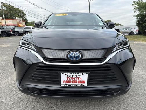 2023 Toyota Venza LE