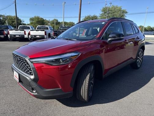 2025 Toyota Corolla Cross XLE