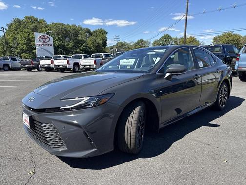 2025 Toyota Camry XLE