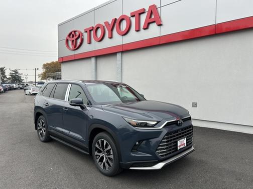 2026 Toyota Grand Highlander Hybrid Limited MAX