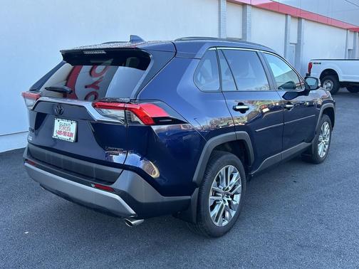 2023 Toyota RAV4 Limited