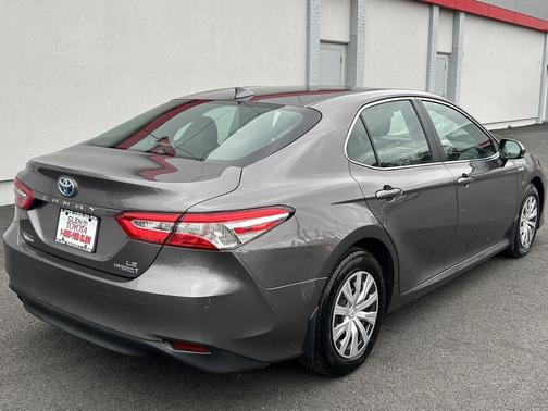 2020 Toyota Camry LE