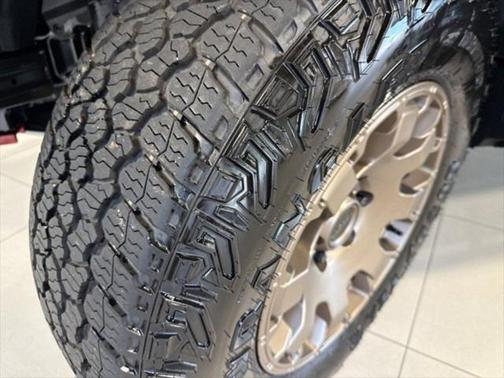 2025 Toyota Tacoma Hybrid Trailhunter