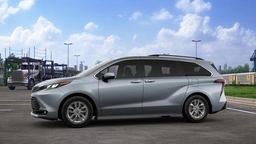 2025 Toyota Sienna XLE 8 Passenger