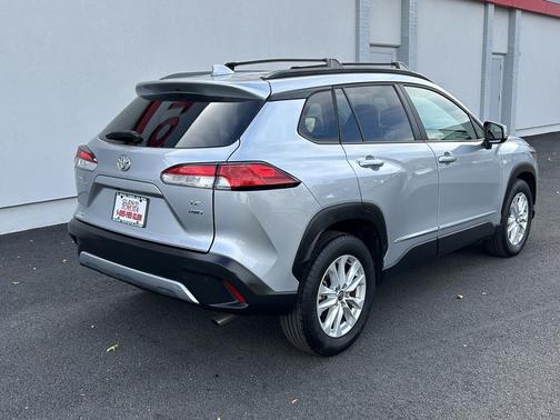2023 Toyota Corolla Cross LE