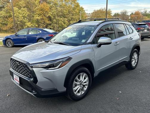 2023 Toyota Corolla Cross LE