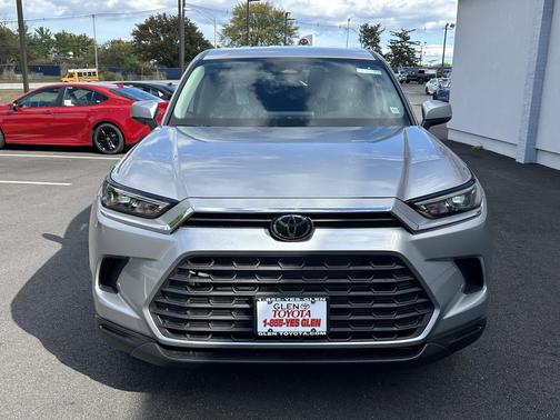 2026 Toyota Highlander LE