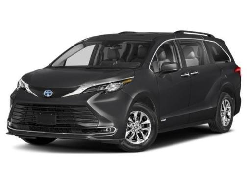 2025 Toyota Sienna XLE 8 Passenger