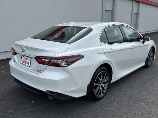 2022 Toyota Camry XLE