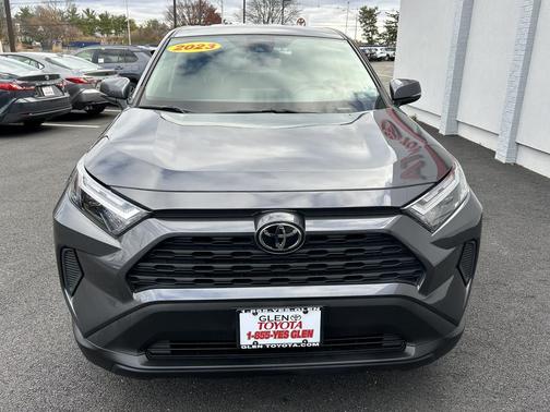 2023 Toyota RAV4 LE