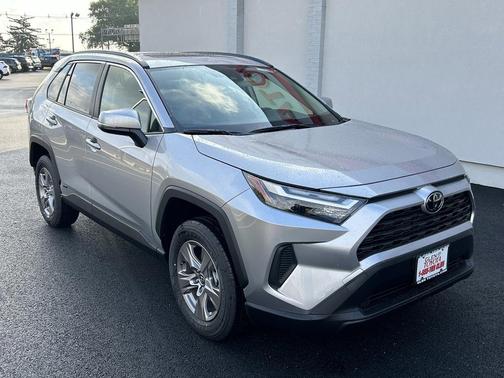 2025 Toyota RAV4 Hybrid XLE