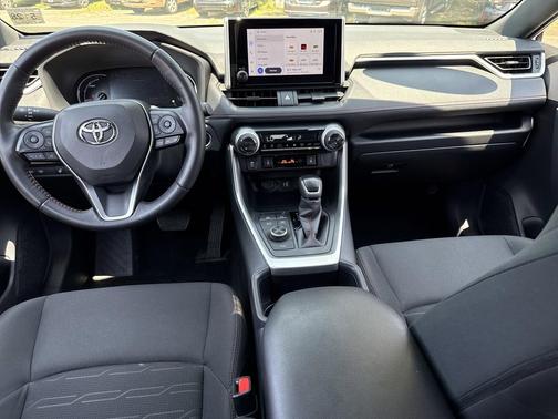 2023 Toyota RAV4 Prime SE