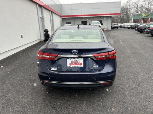 2017 Toyota Avalon Hybrid Limited