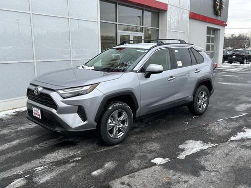 2025 Toyota RAV4 Hybrid LE
