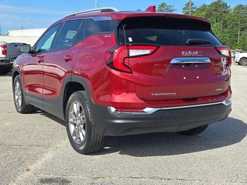 2022 GMC Terrain SLT