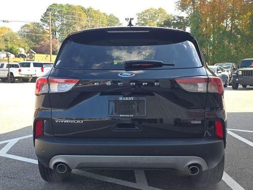 2020 Ford Escape Titanium Hybrid