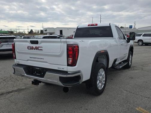 2024 GMC Sierra 2500 SLE