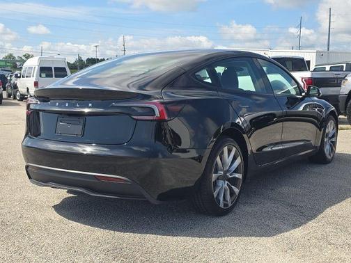 2024 Tesla Model 3 Base
