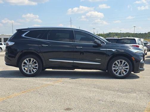 2023 Buick Enclave Avenir