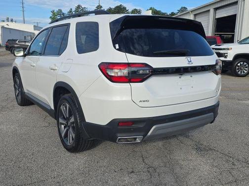 2023 Honda Pilot Elite