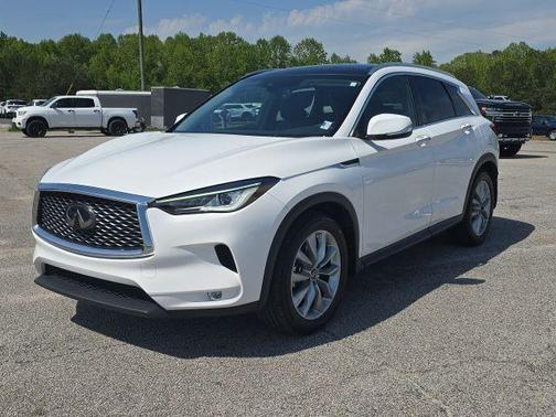2022 INFINITI QX50 Luxe