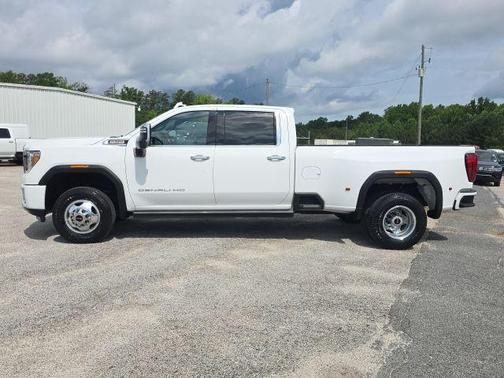 2023 GMC Sierra 3500 Denali