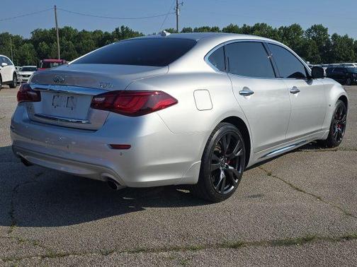 2019 INFINITI Q70L 3.7X LUXE