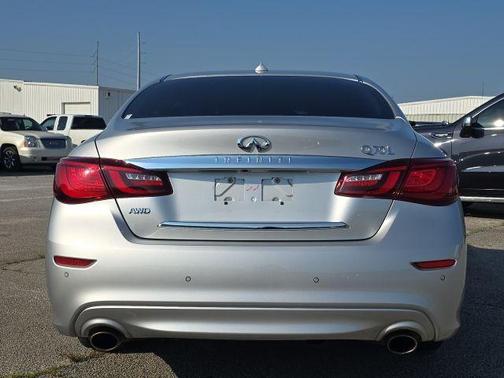 2019 INFINITI Q70L 3.7X LUXE