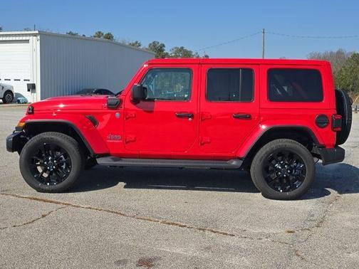 2025 Jeep Wrangler 4xe Sahara