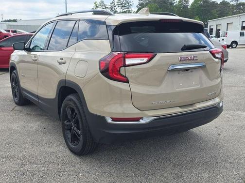 2022 GMC Terrain AT4