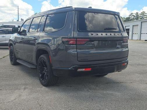 2023 Jeep Wagoneer Series II