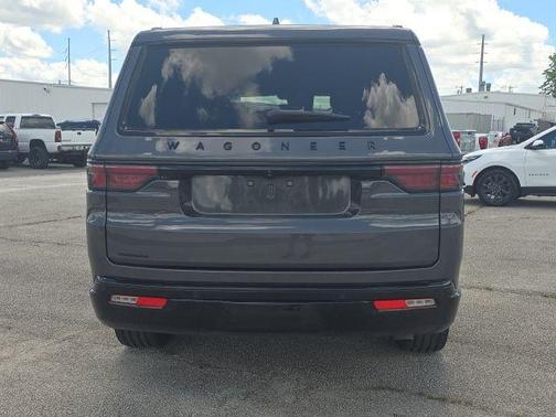 2023 Jeep Wagoneer Series II