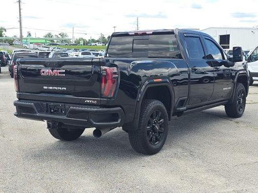 2024 GMC Sierra 2500 AT4