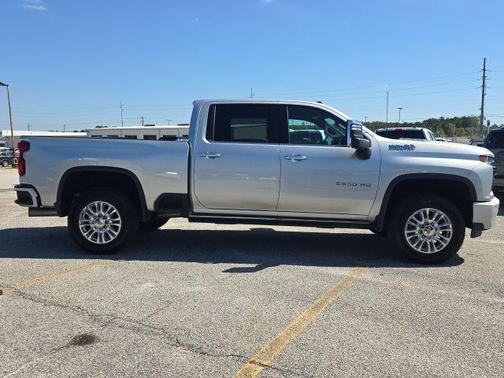 2022 Chevrolet Silverado 2500 High Country
