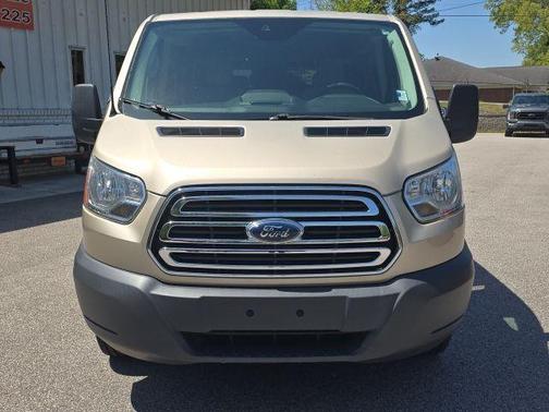 2017 Ford Transit-350 XLT