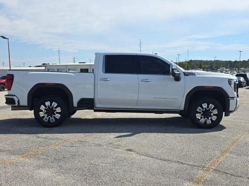 2024 GMC Sierra 2500 Denali