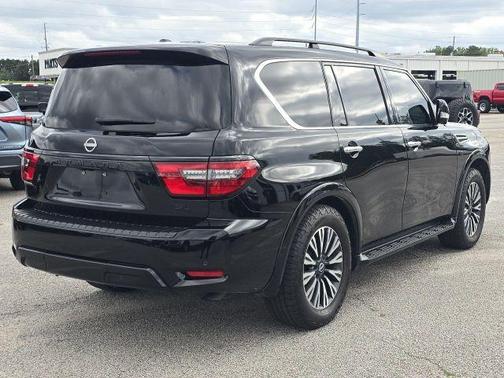 2022 Nissan Armada SL