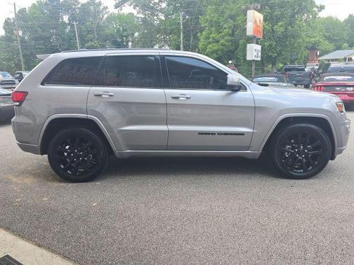 2021 Jeep Grand Cherokee Laredo X