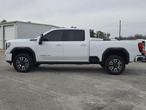 2022 GMC Sierra 2500 AT4