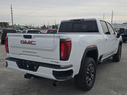 2022 GMC Sierra 2500 AT4