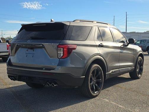 2024 Ford Explorer ST