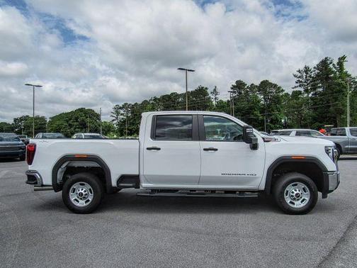 2024 GMC Sierra 2500 Pro