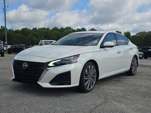 2023 Nissan Altima 2.5 SL