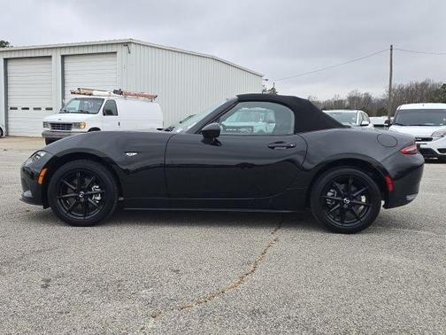 2024 Mazda MX-5 Miata Sport