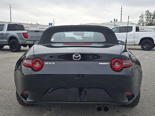 2024 Mazda MX-5 Miata Sport