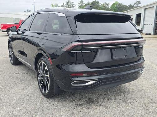 2024 Lincoln Nautilus Black Label