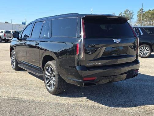 2023 Cadillac Escalade ESV Sport